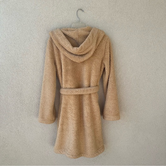 UGG Women’s Faux Shearling Hooded Aarti Robe in Sand - Picture 3 of 3